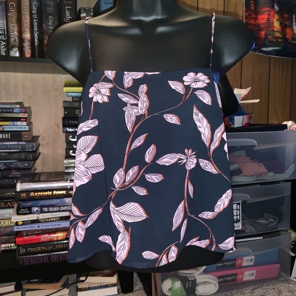 Cotton On Tops - ❤️Pippa Chopped Cami❤️